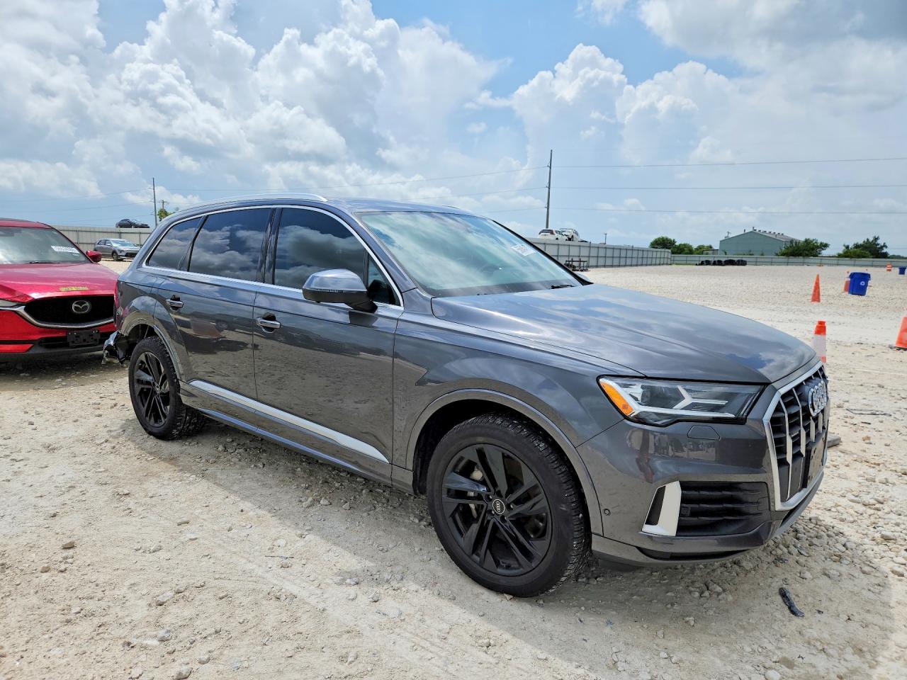 2021 AUDI Q7 quattro Premium Plus