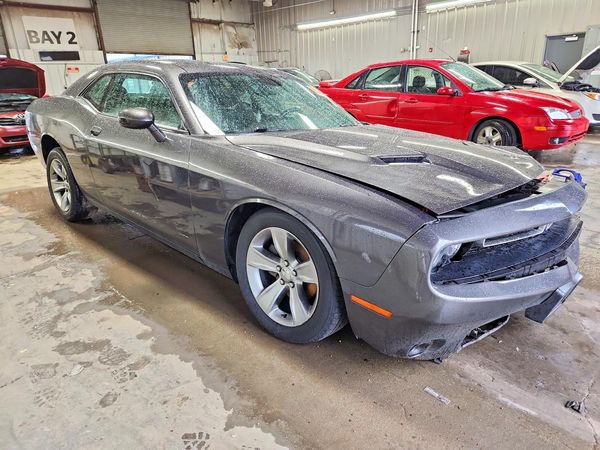 2016 DODGE CHALLENGER SXT