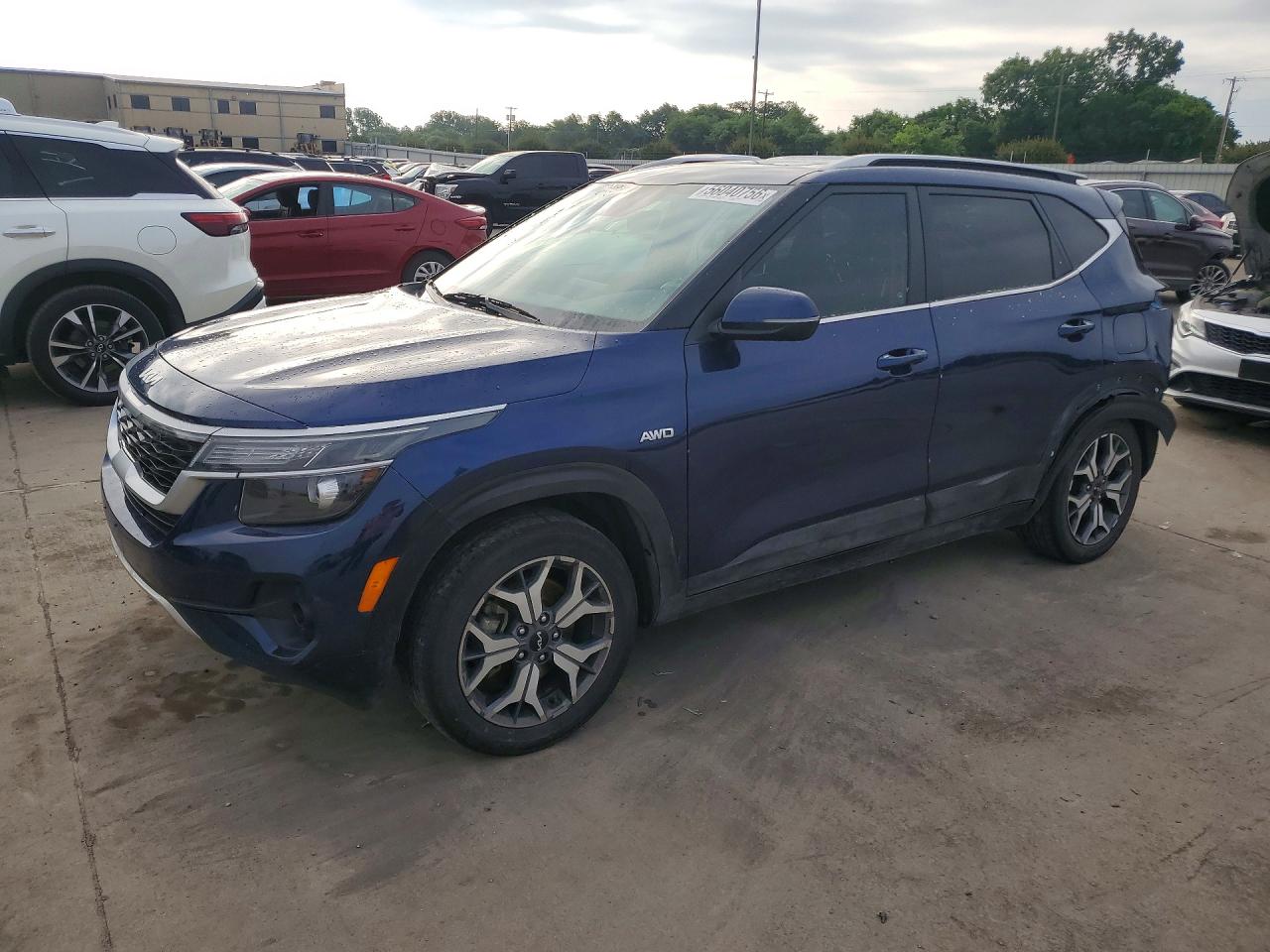 2022 KIA SELTOS EX