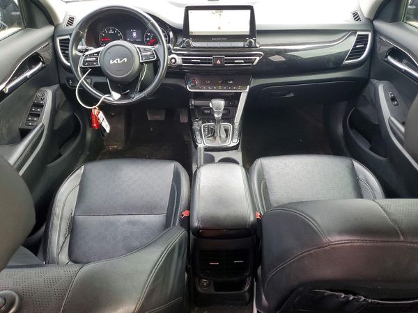 2022 KIA SELTOS EX