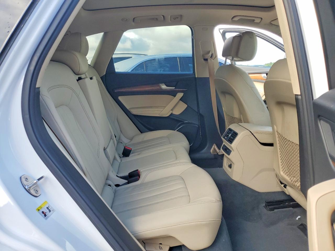 2022 AUDI Q5