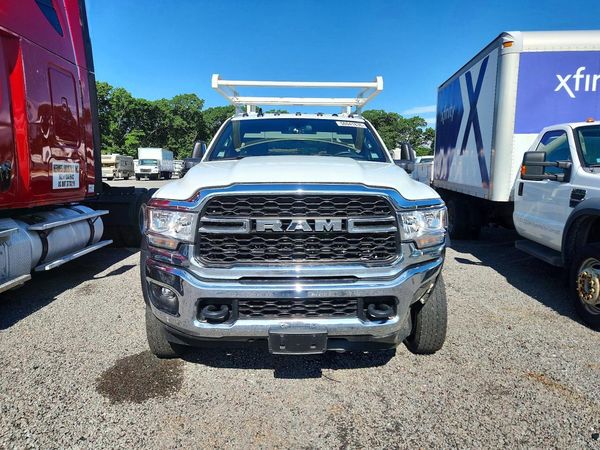 2024 RAM 5500 REG CAB CHASSIS