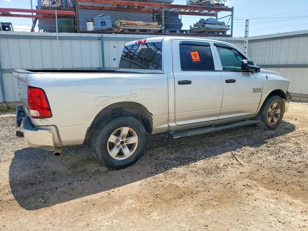 2013 RAM 1500 ST