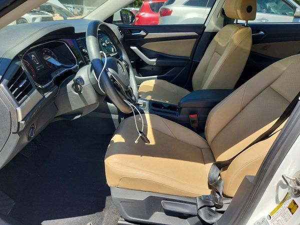 2019 VOLKSWAGEN JETTA S, SE, R-Line