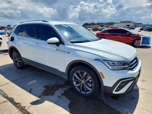 2022 VOLKSWAGEN TIGUAN