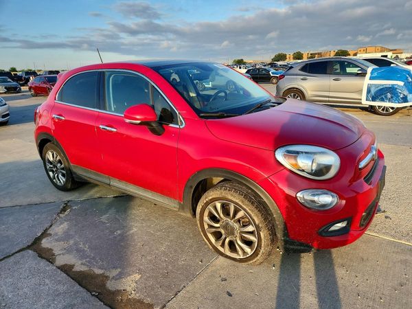 2016 FIAT 500 LOUNGE — Passenger 3/4
