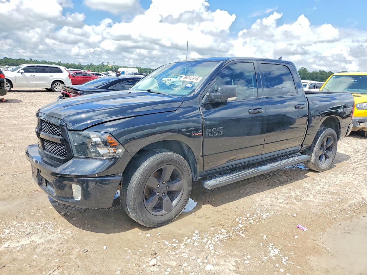 2018 RAM 1500 SLT CREW CAB 4X2