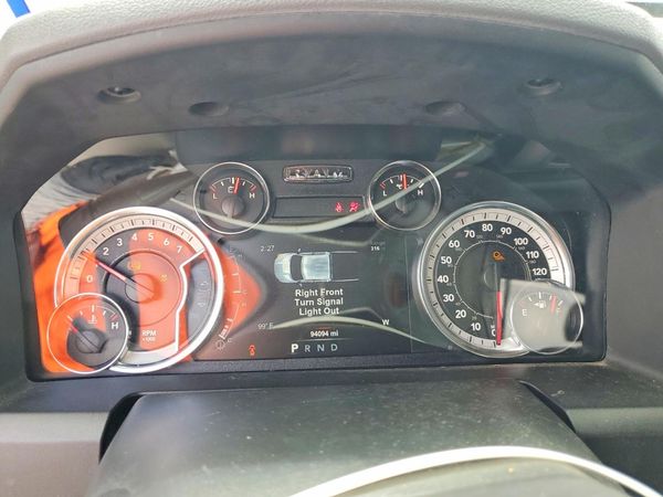 2018 RAM 1500 SLT CREW CAB 4X2