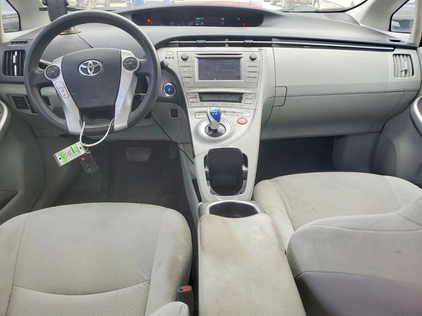 2015 TOYOTA PRIUS