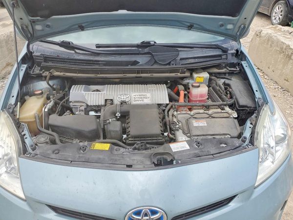 2015 TOYOTA PRIUS