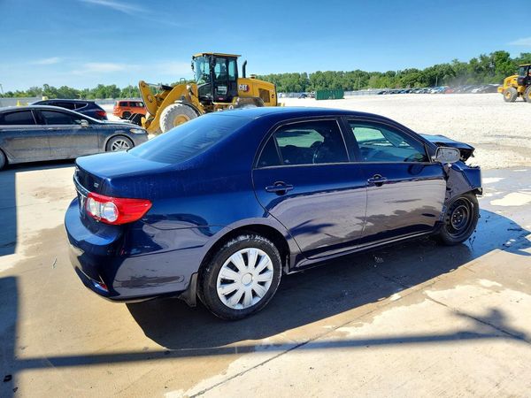 2012 TOYOTA COROLLA