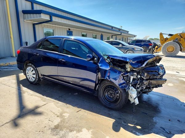 2012 TOYOTA COROLLA