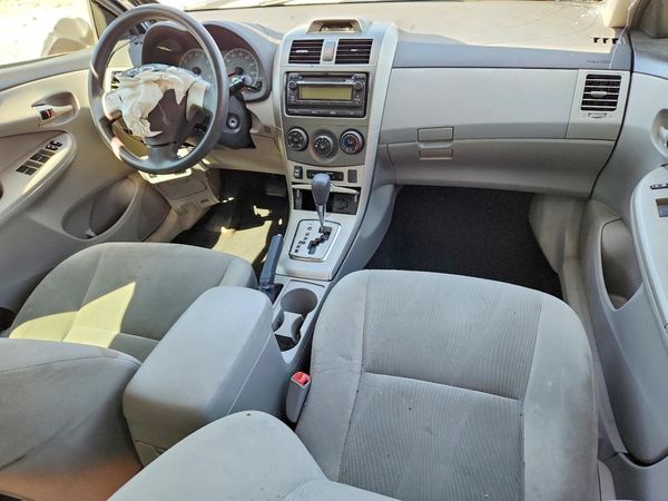 2012 TOYOTA COROLLA