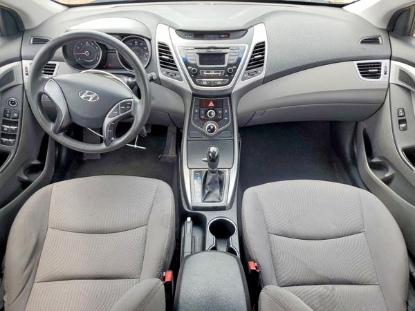 2016 HYUNDAI ELANTRA