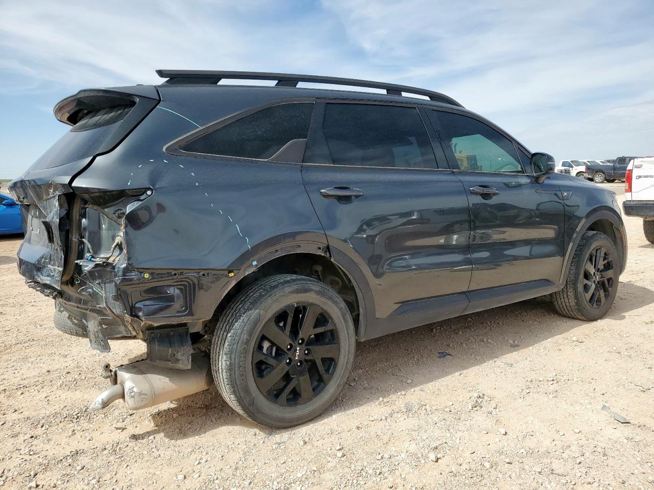 2023 KIA SORENTO S