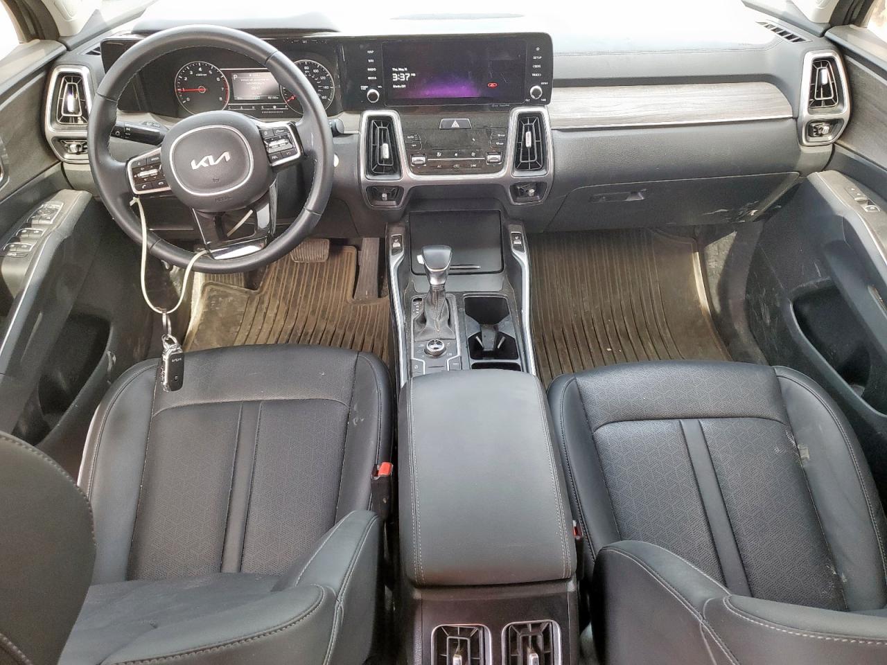 2023 KIA SORENTO S
