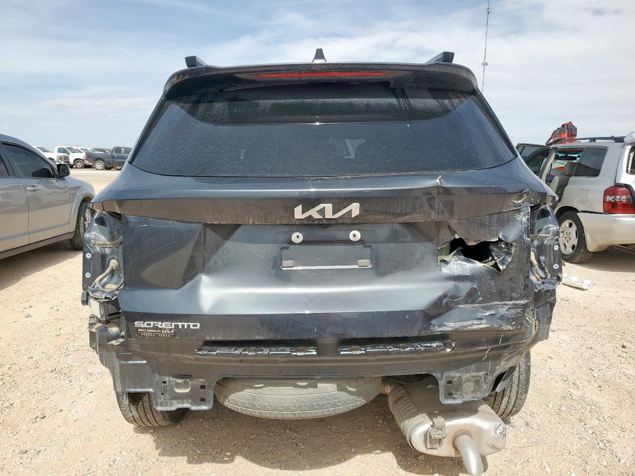 2023 KIA SORENTO S