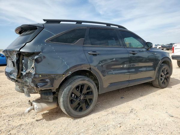 2023 KIA SORENTO S
