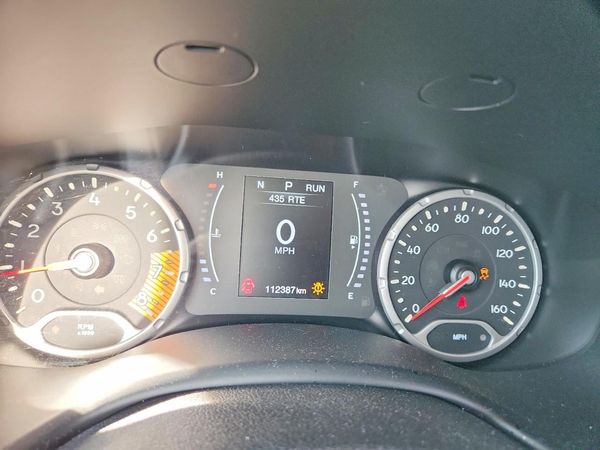 2019 JEEP RENEGADE LATITUDE 4X2