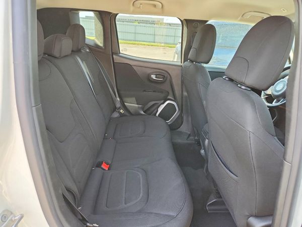 2019 JEEP RENEGADE LATITUDE 4X2
