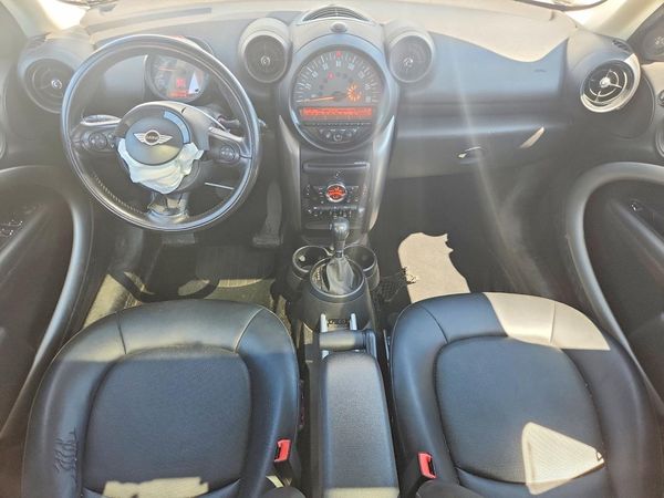 2016 MINI COOPER