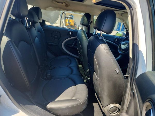 2016 MINI COOPER