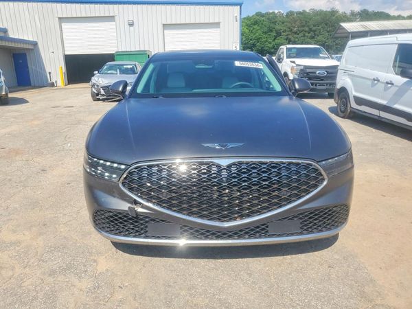 2023 GENESIS G90