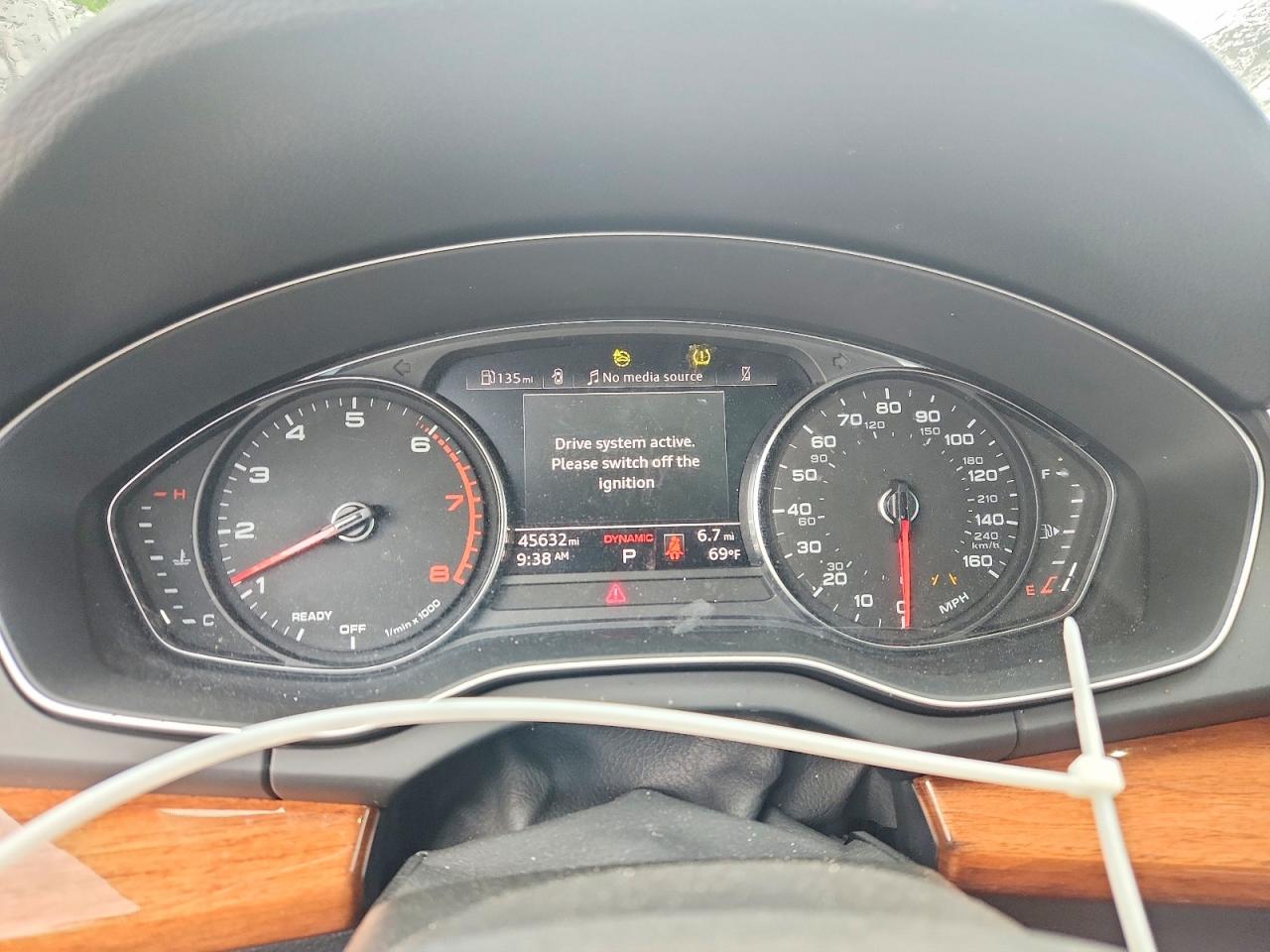 2021 AUDI Q5 quattro Premium