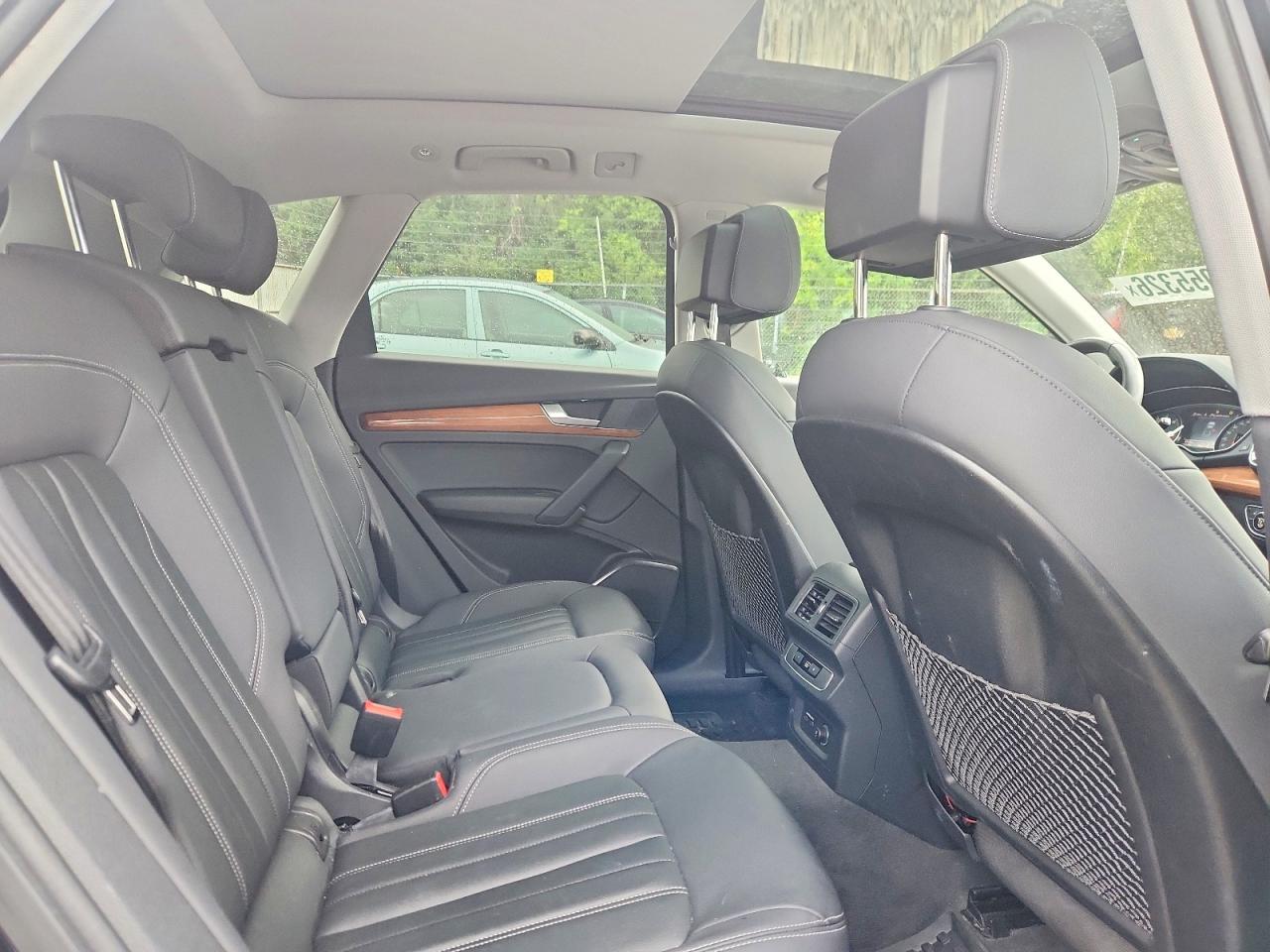 2021 AUDI Q5 quattro Premium