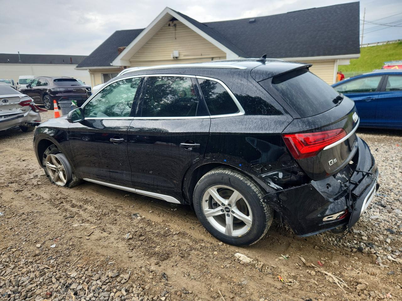 2021 AUDI Q5 quattro Premium