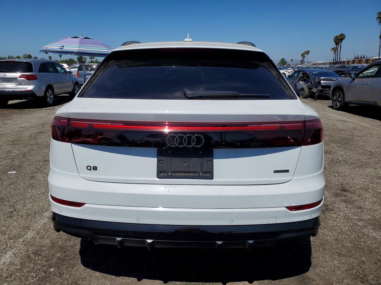 2025 AUDI Q8