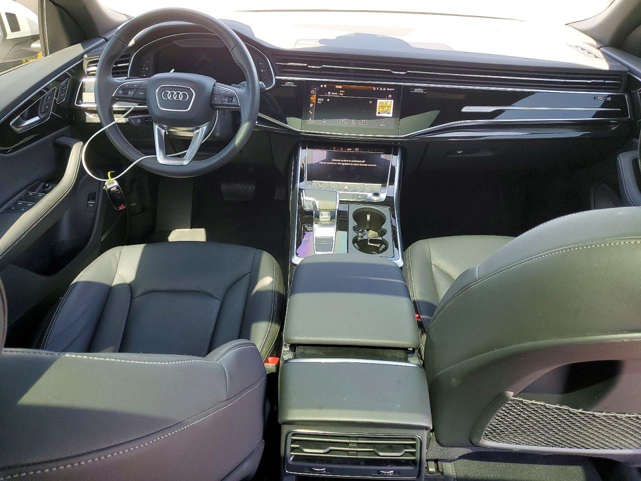 2025 AUDI Q8