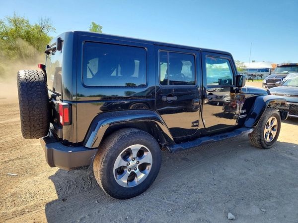 2016 JEEP WRANGLER UNLIMITED SAHARA 4X4