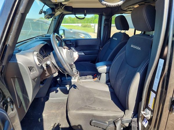 2016 JEEP WRANGLER UNLIMITED SAHARA 4X4