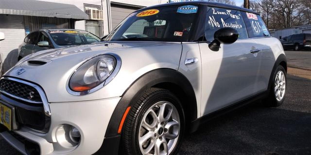 2015 MINI COOPER