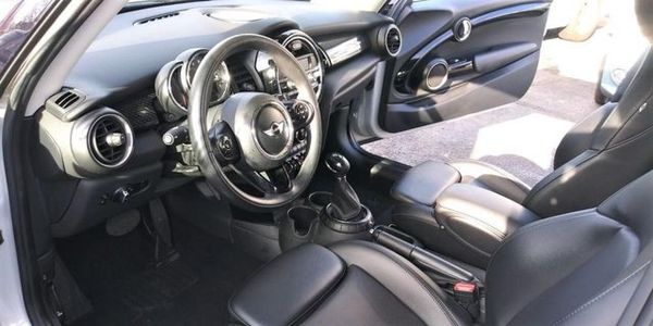 2015 MINI COOPER