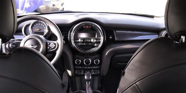 2015 MINI COOPER