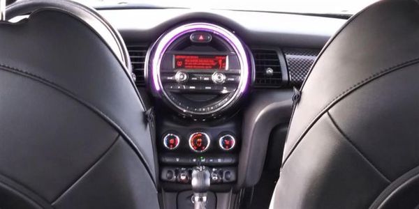 2015 MINI COOPER