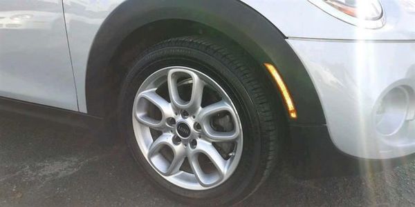 2015 MINI COOPER