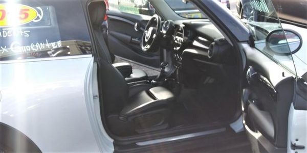 2015 MINI COOPER