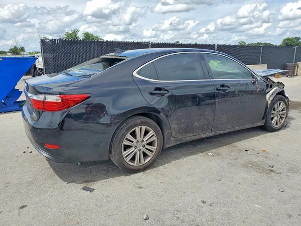 2015 LEXUS ES