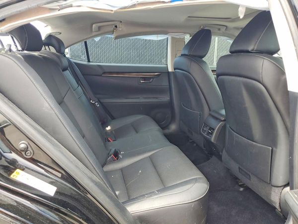 2015 LEXUS ES