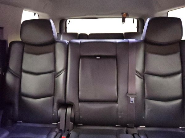 2017 CADILLAC ESCALADE Luxury