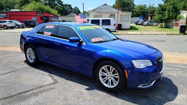 2018 CHRYSLER 300