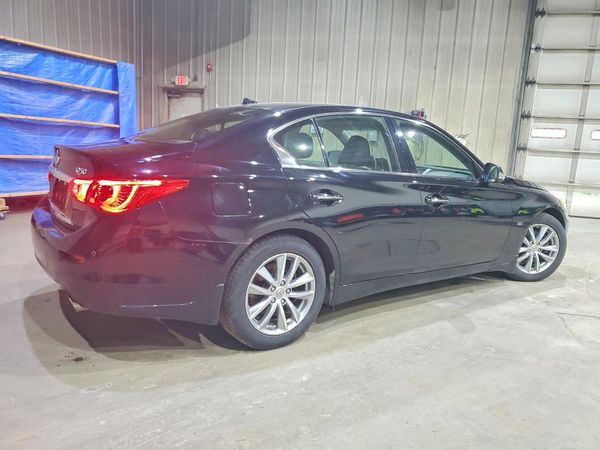 2017 INFINITI Q50