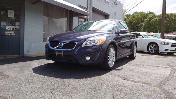 2012 VOLVO C30