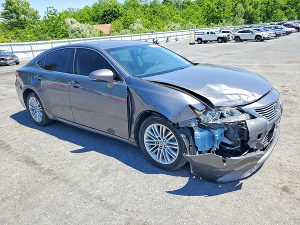 2015 LEXUS ES