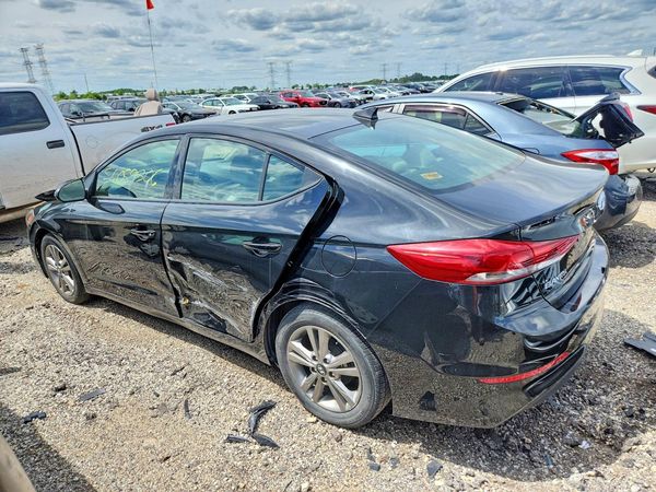 2017 HYUNDAI ELANTRA