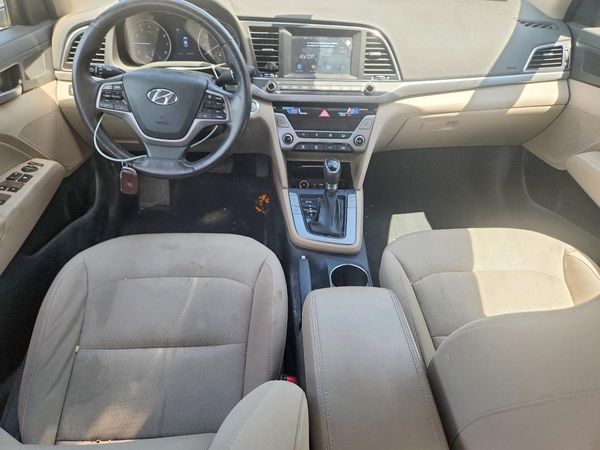 2017 HYUNDAI ELANTRA