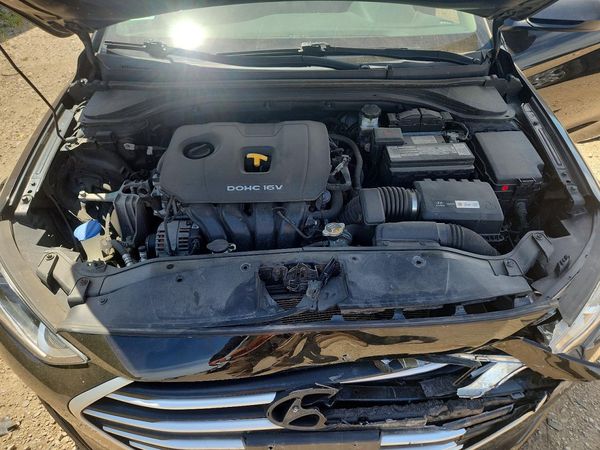 2017 HYUNDAI ELANTRA
